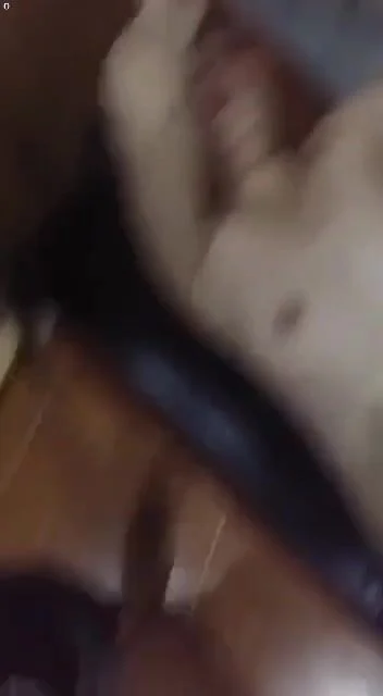 Đá trứng cút cho anh