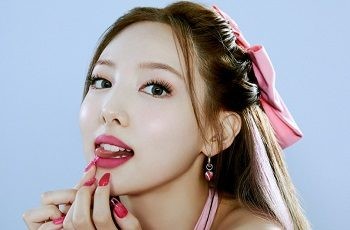 Lộ sex hay Nayeon TWICE với đại gia