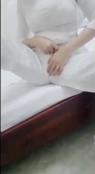 Vét Máng Lồn Ngon Của Em Gái Lai Tây Xinh Xắn Bướm Hồng Không Lông